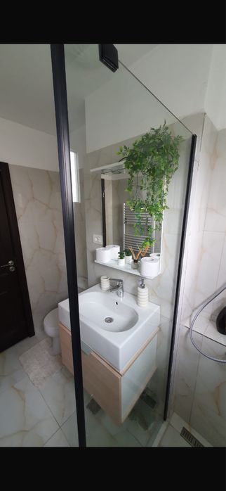 Particular, Ap 2 camere , renovat recent , centrala termica
