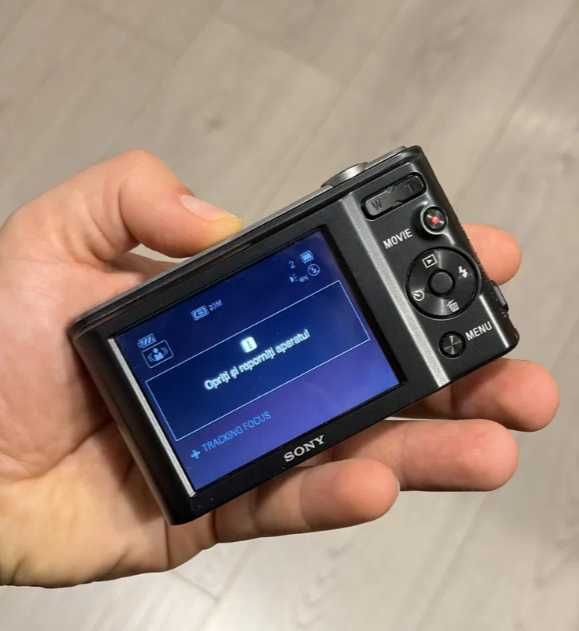 Sony CyberShot DSC-W810 (defect , display functional)