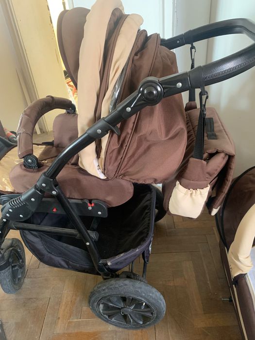 Продавам бебешка количка