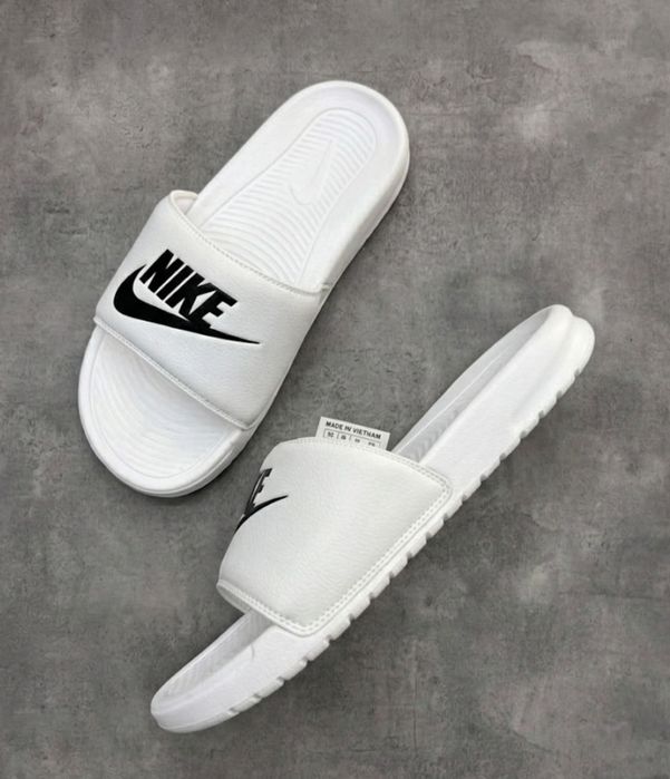 Nike Нови Бели Мъжки Чехли [40-45 Номер]
