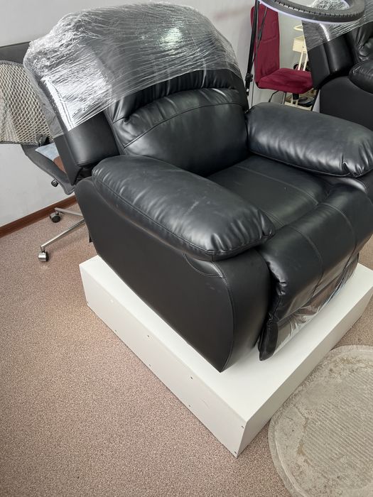 Косметологическое кресло-реклайнер,С подиумом