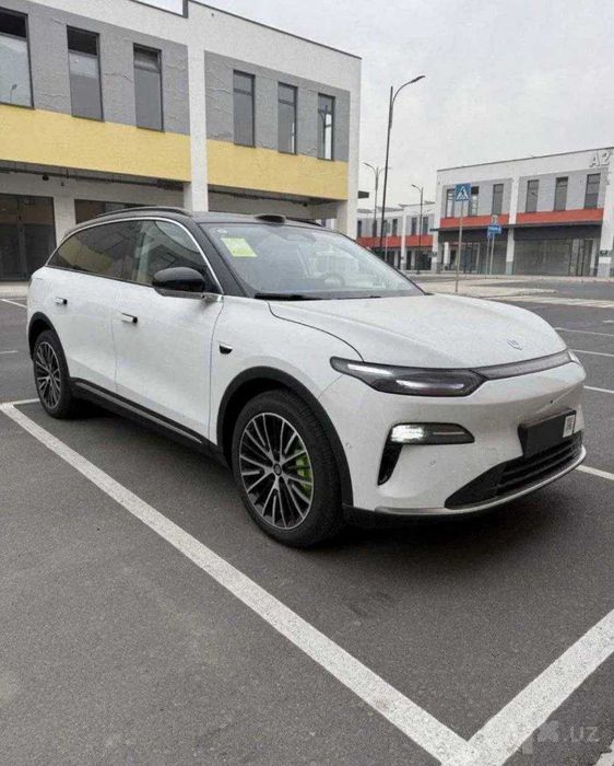 Leapmotor C11 2026 restyling naxt va bolib tolashga