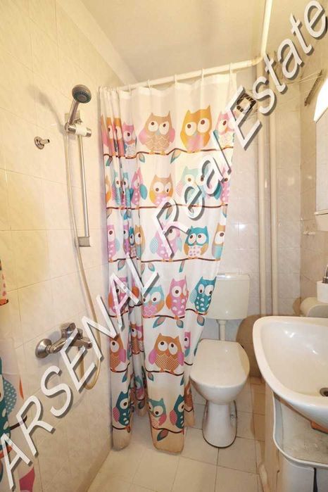 Дава се под наем Двустаен апартамент в София, Център - 63 кв.м за 370 € - Снимка #2