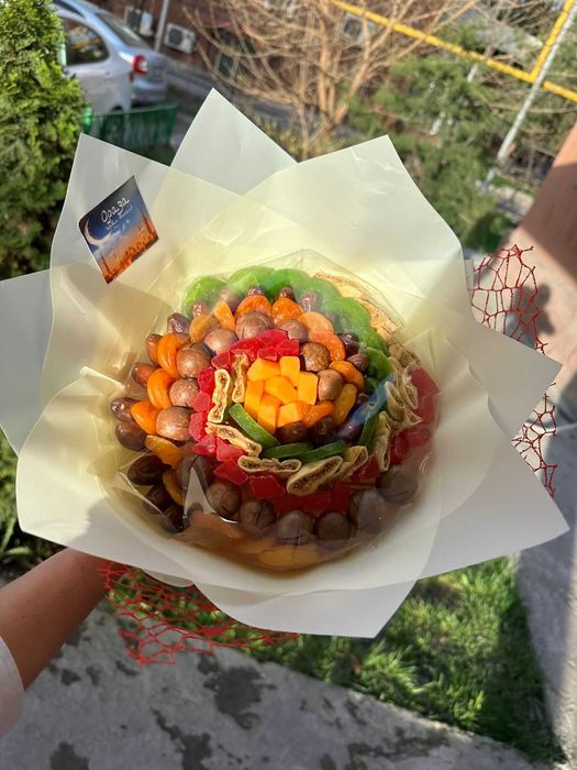 Букеты из сухофруктов