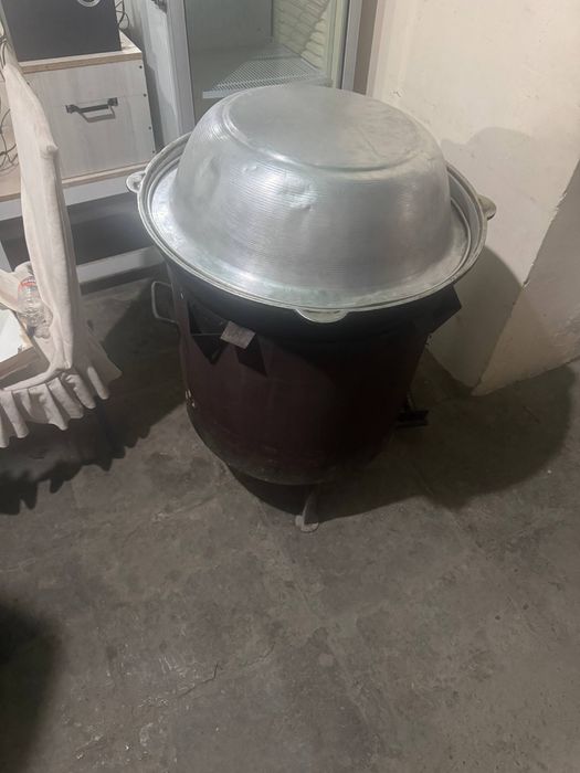 Oshxona jixozlari sotiladi kelishilgan xolatda