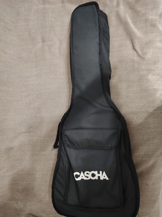 Гитарный  чехол.