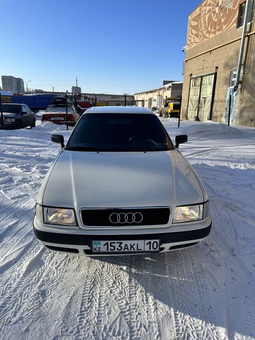 Audi 80 B4 2.0 Моно