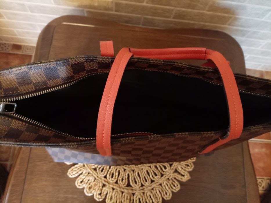 Geanta Louis Vuitton