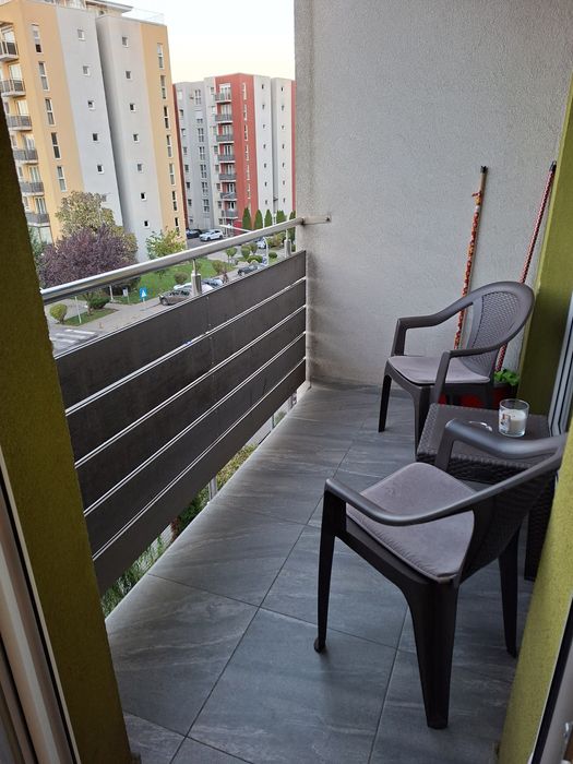 Închiriez apartament Avatgarden 3