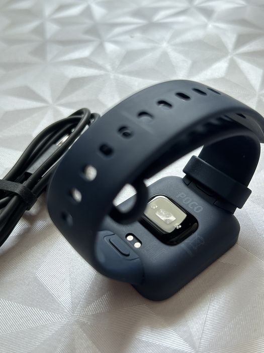 Смарт‑часы POCO Watch — синие, без коробки