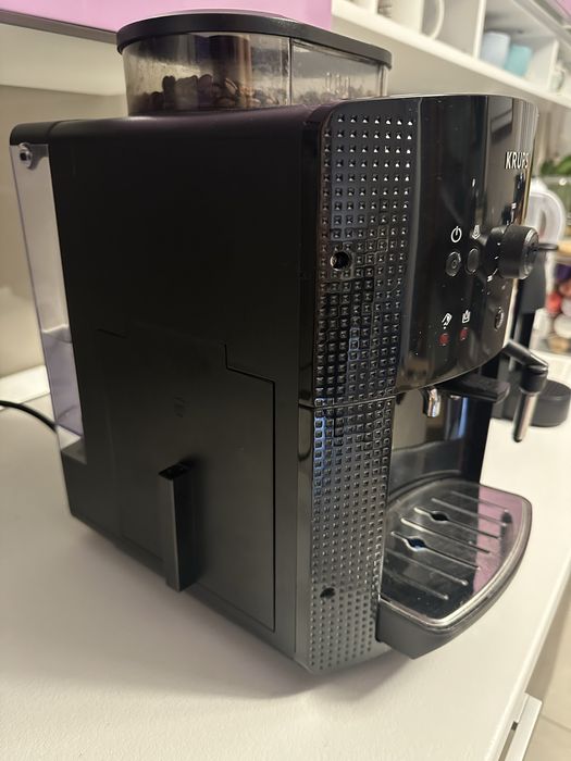 Vand Espressor Automat Krups