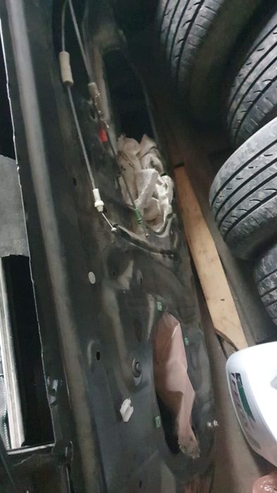 Продам дверь от камри