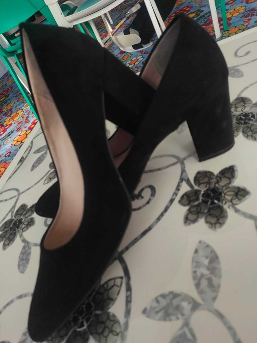 Pantofi & ghete damă 37 – eleganți, confortabili, aproape noi