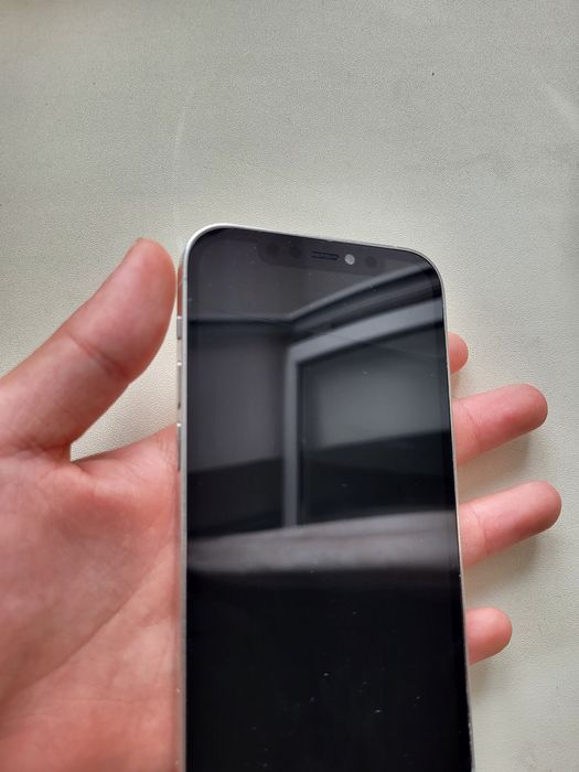 IPhone 12 pro 128gb white