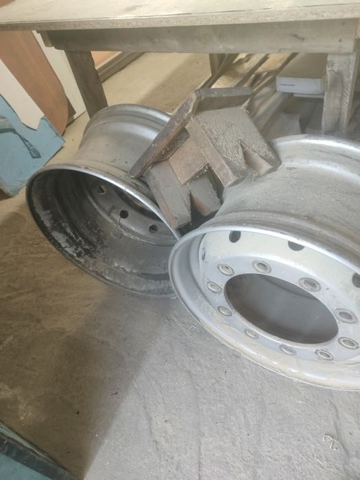 Продам диск на16 и18