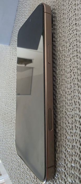 Telefon iPhone 16 pro Max