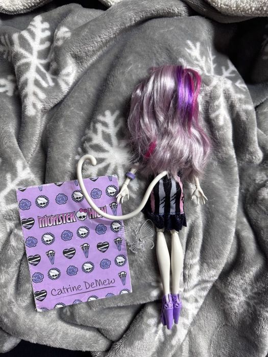 продам Catrine DeMew Катрин ДеМяу Монстр Хай Monster High