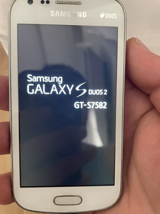 Самсунг галакси дуос