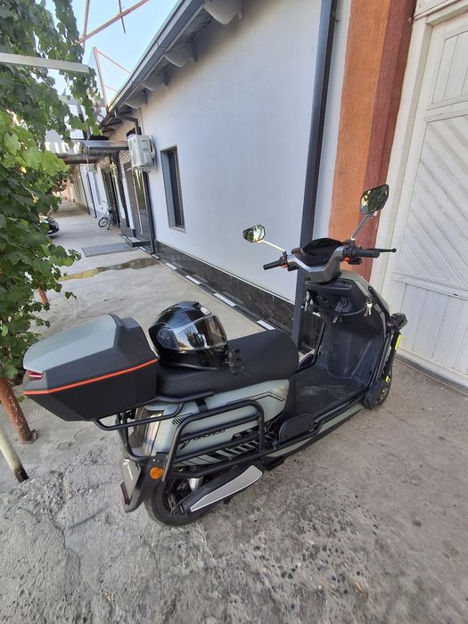 Elektro Skuter sotiladi