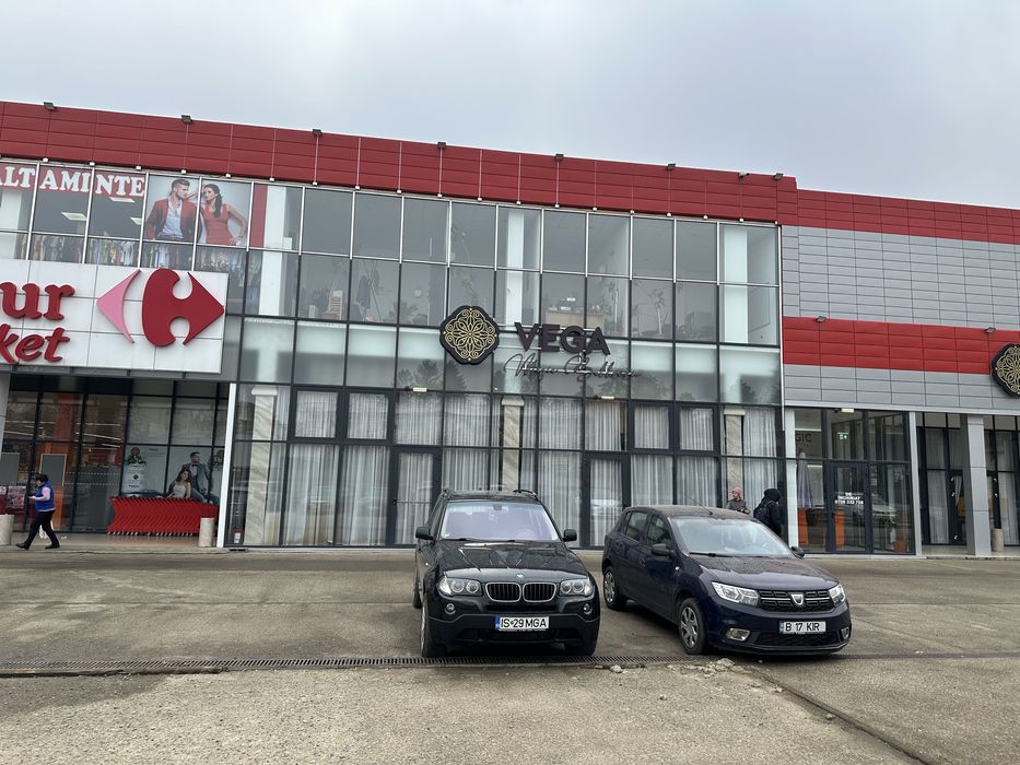 Inchiriez spatii comerciale in Harlau,  intre Carrefour si Sinsay