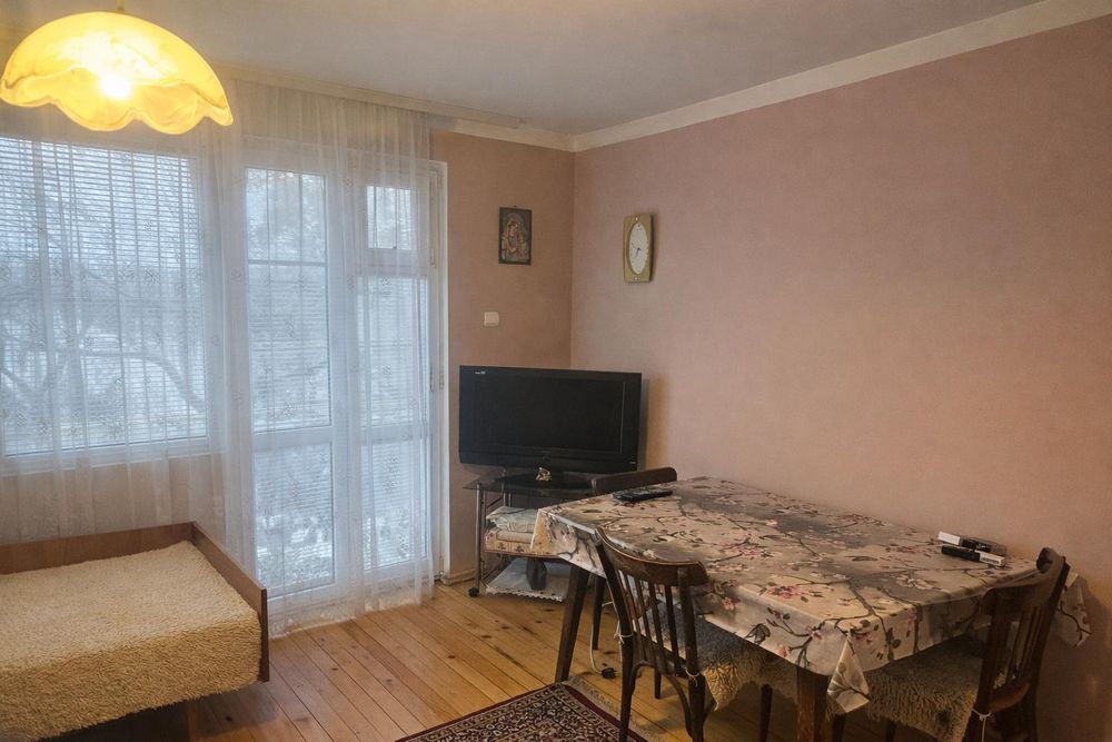 Дава се под наем Етаж от къща в София, Чепинци - 100 кв.м за 747.66 € - Снимка #2