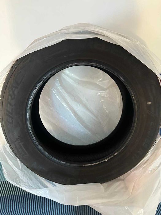 Set 4 Anvelope Echipare Originala BMW X1