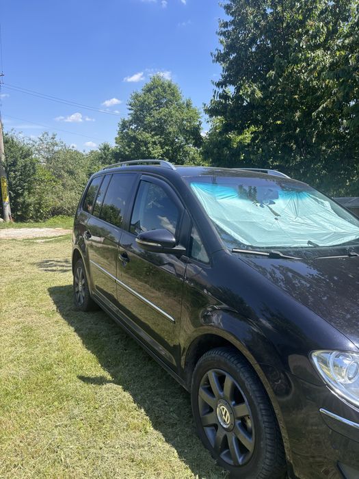 VOLKSWAGEN Touran 2009 — imagine 3