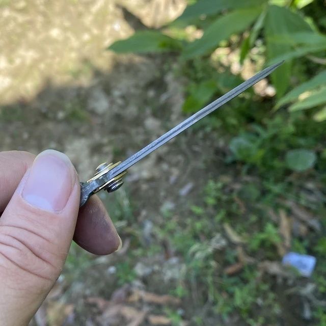 Ножче от дамаска стомана