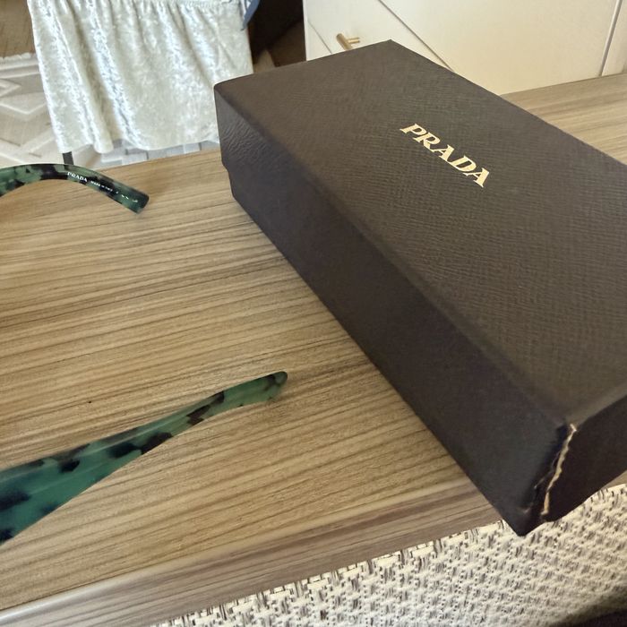 Очки  женская Оргинал PRADA