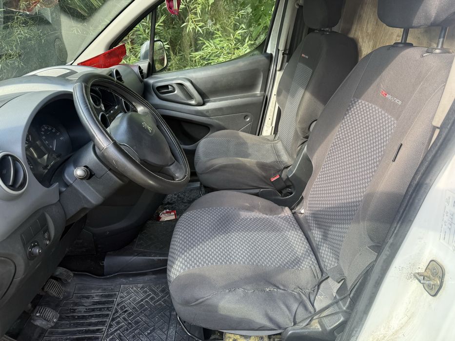 Peugeot partner 1.6Diesel 2015 e5