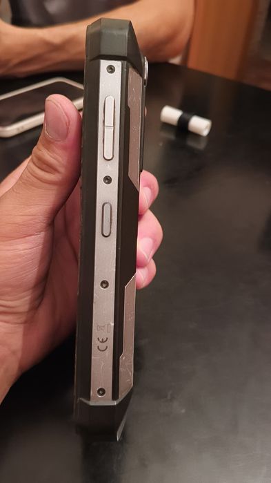 F106 pro телефон