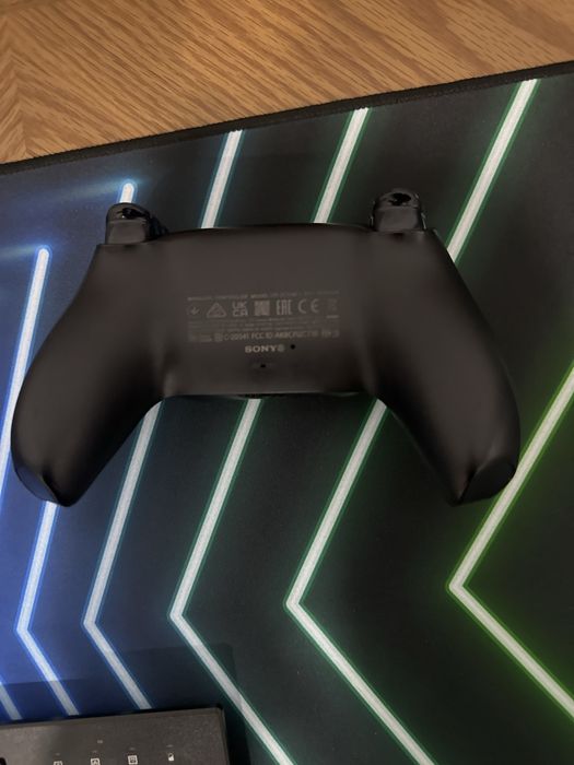джостик от пс5 черный