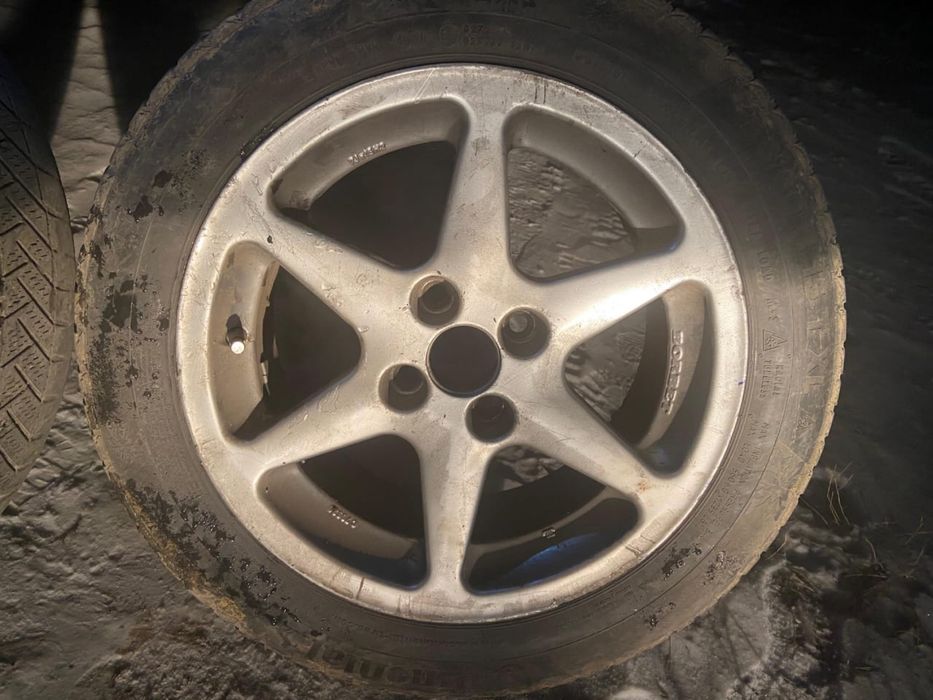 Продам диски с резиной R15 BORBERT