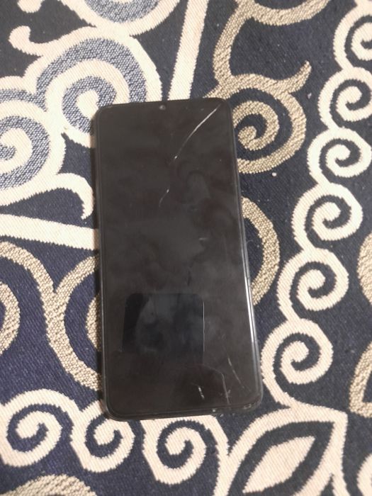 Продам Redmi 13c 256/8 гб