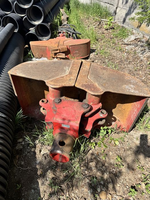 Vand graifer cu 2 cupe stare f buna