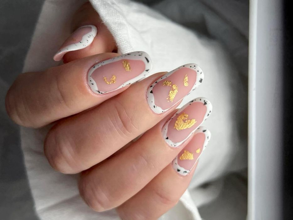 Servicii manichiura-pedichiura