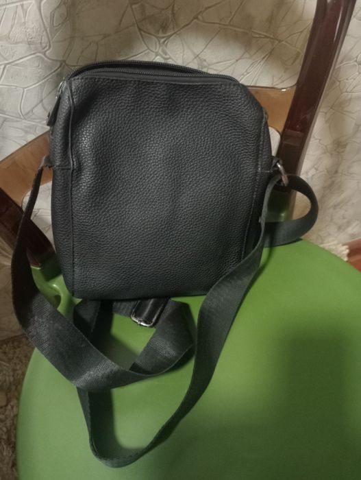 Мужская кожаная сумка через плечо