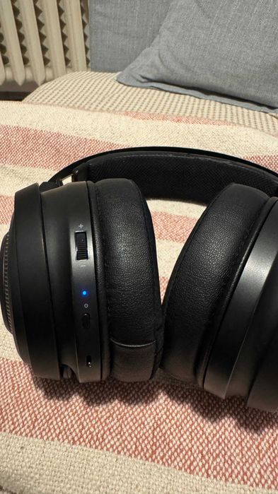 Razer Nari Essential, Wireless