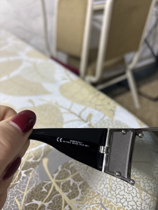 Продам очки армани в с чехлом