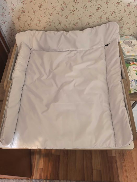 Пеленальный стол