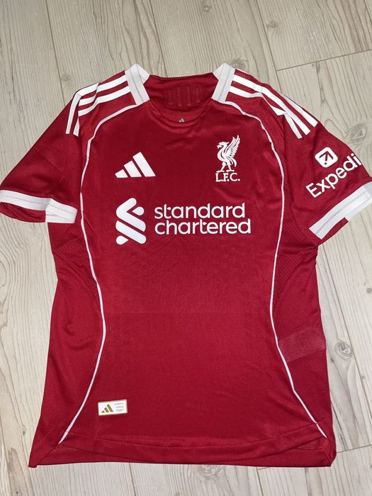 Футболни тениски!