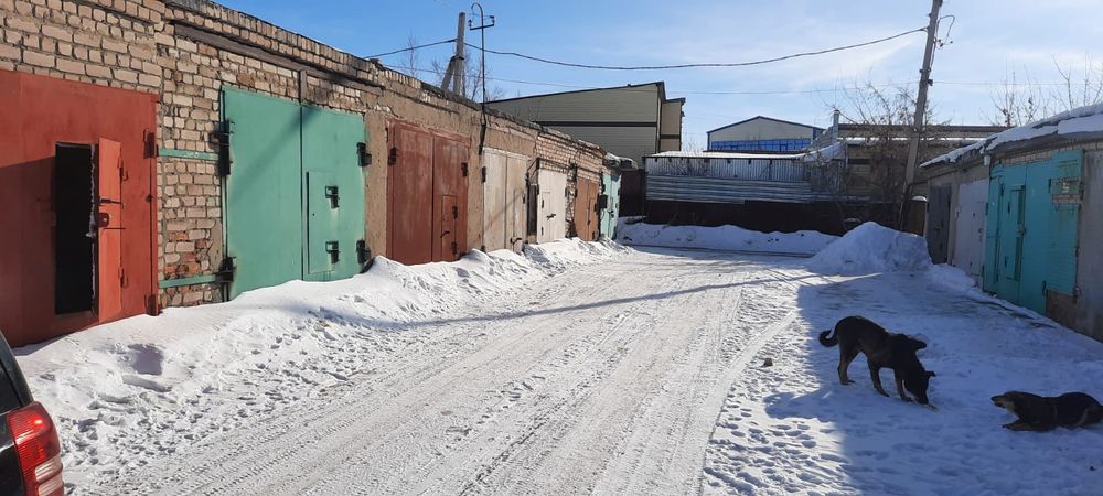 Продам гараж. За СТО джип