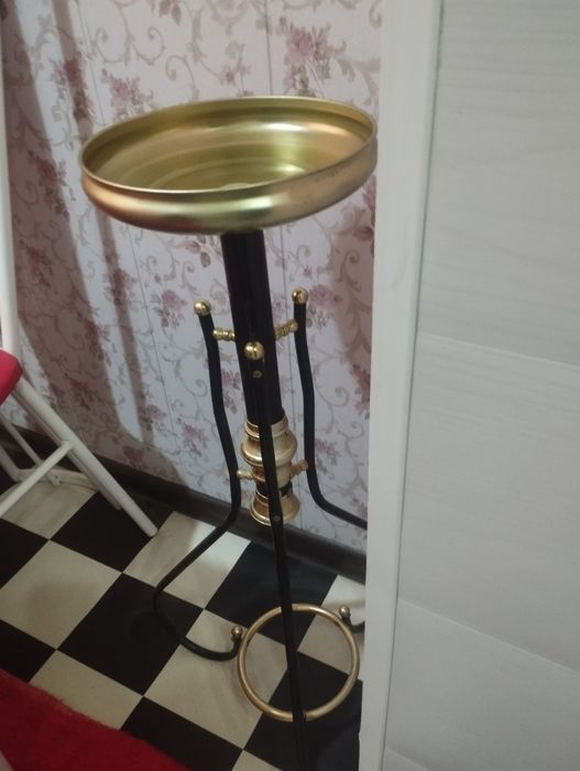 Продам журнальный стол