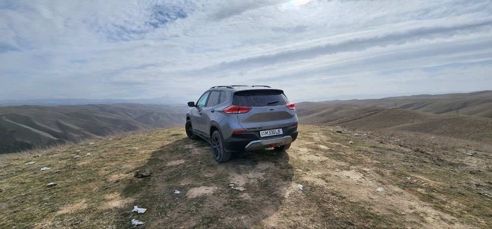 Tracker Red line китай