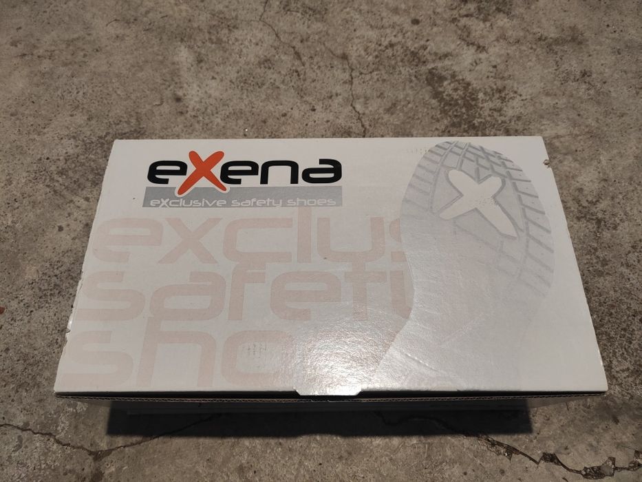 Работни обувки с метално бомбе