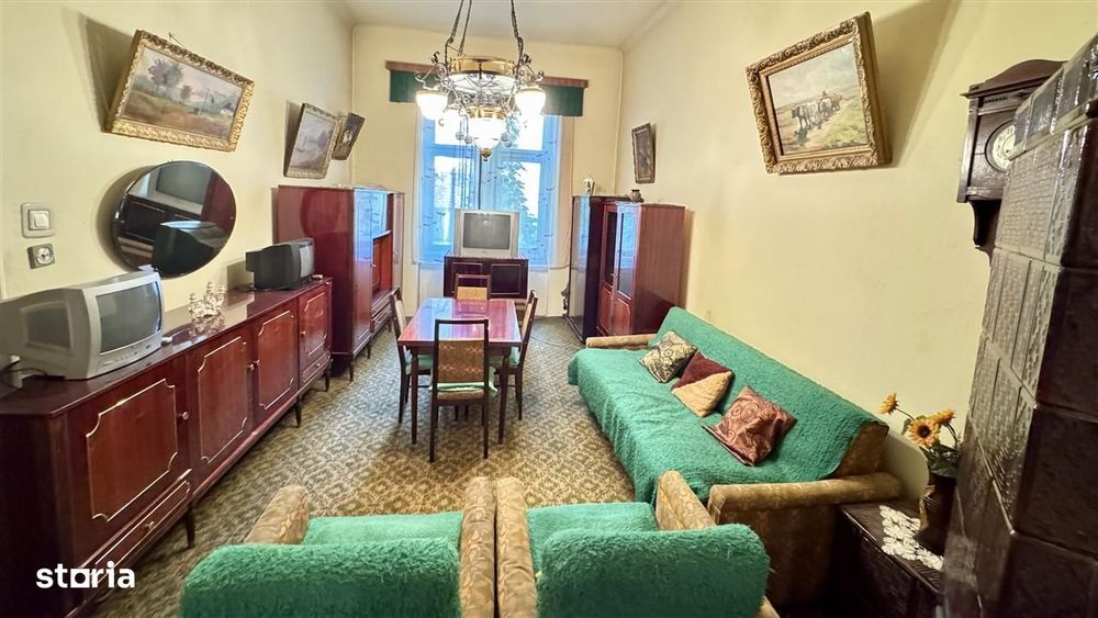 Ultracentral Sibiu -Ap 2 camere, 62 mp, garaj, curte comuna