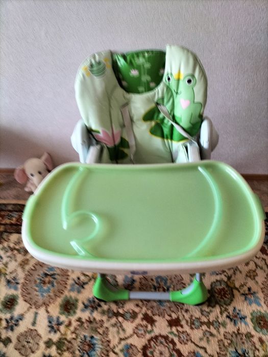 Детский стульчик для кормления