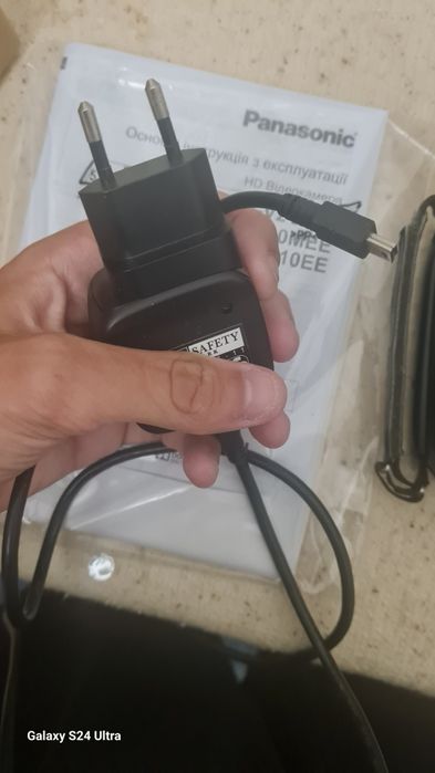 Видеокамера с ультра зумом