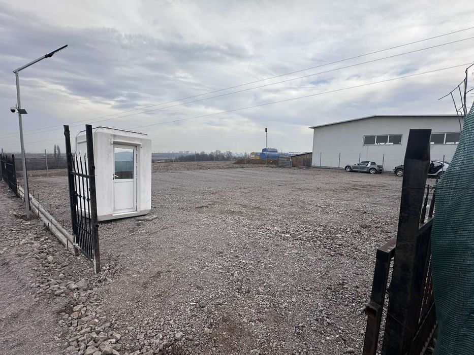 Дава се под наем Парцел в София, Суходол - 600 кв.м за 612 € - Снимка #1