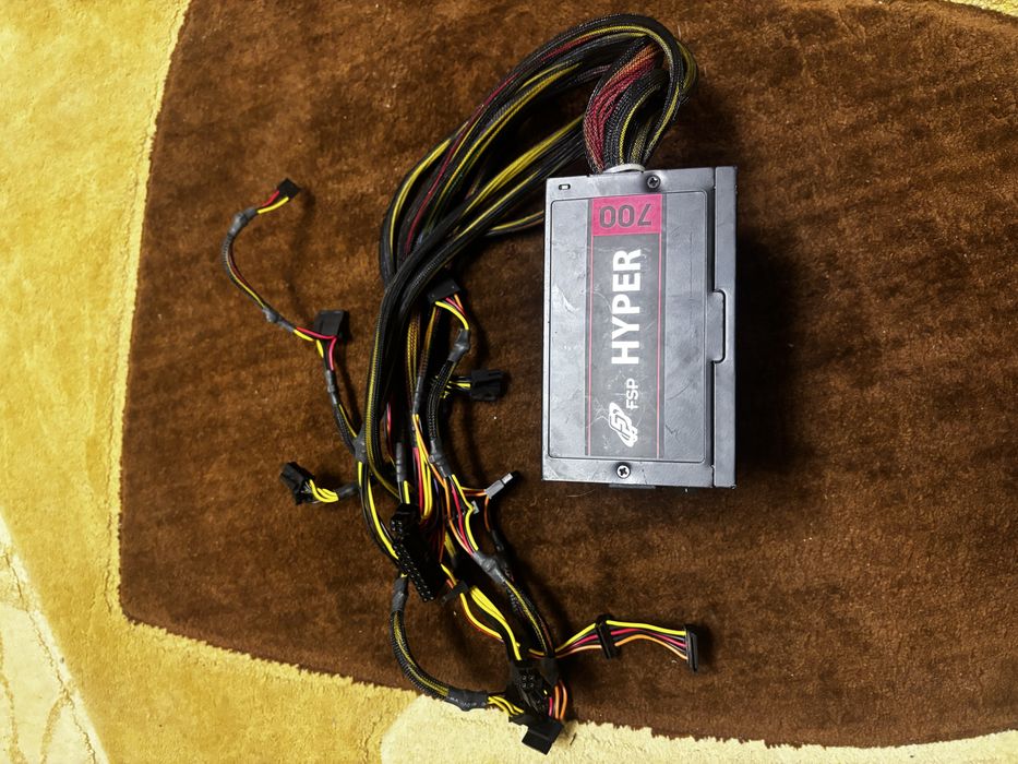 Vand sursa HYPER 700w